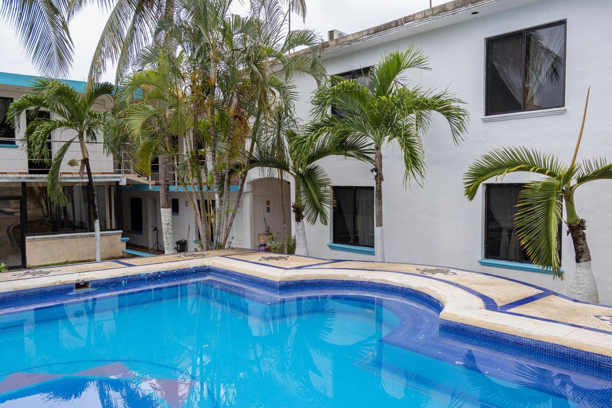 Oyo Hotel Marias,Aeropuerto Internacional De Четумаль Экстерьер фото