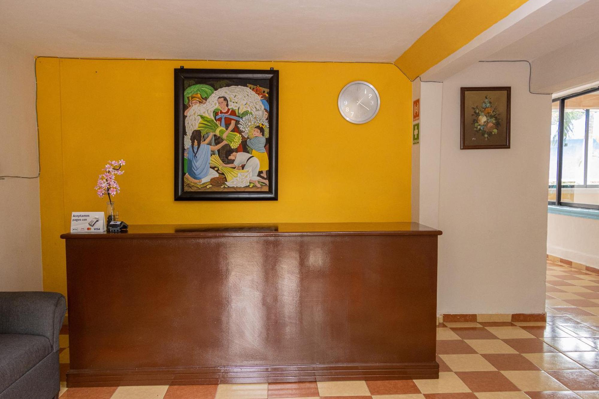 Oyo Hotel Marias,Aeropuerto Internacional De Четумаль Экстерьер фото