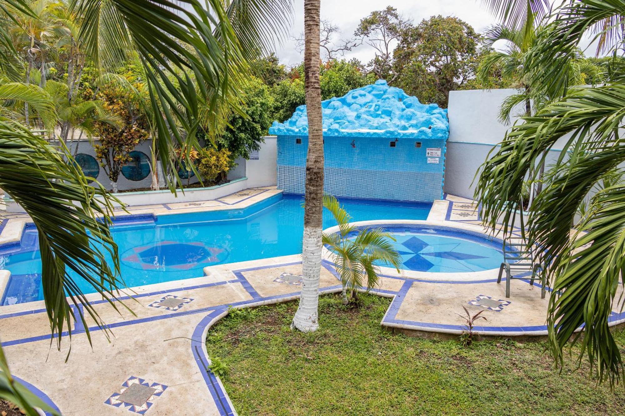 Oyo Hotel Marias,Aeropuerto Internacional De Четумаль Экстерьер фото