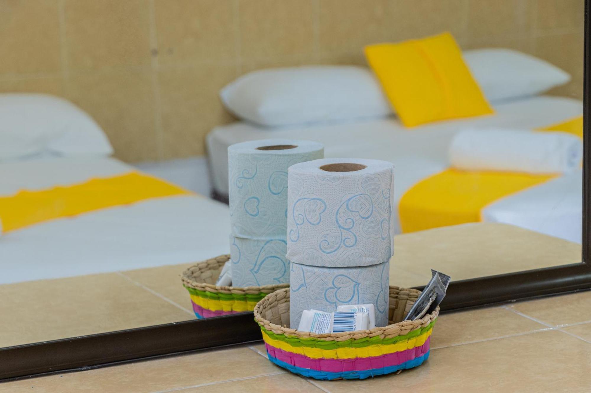 Oyo Hotel Marias,Aeropuerto Internacional De Четумаль Экстерьер фото