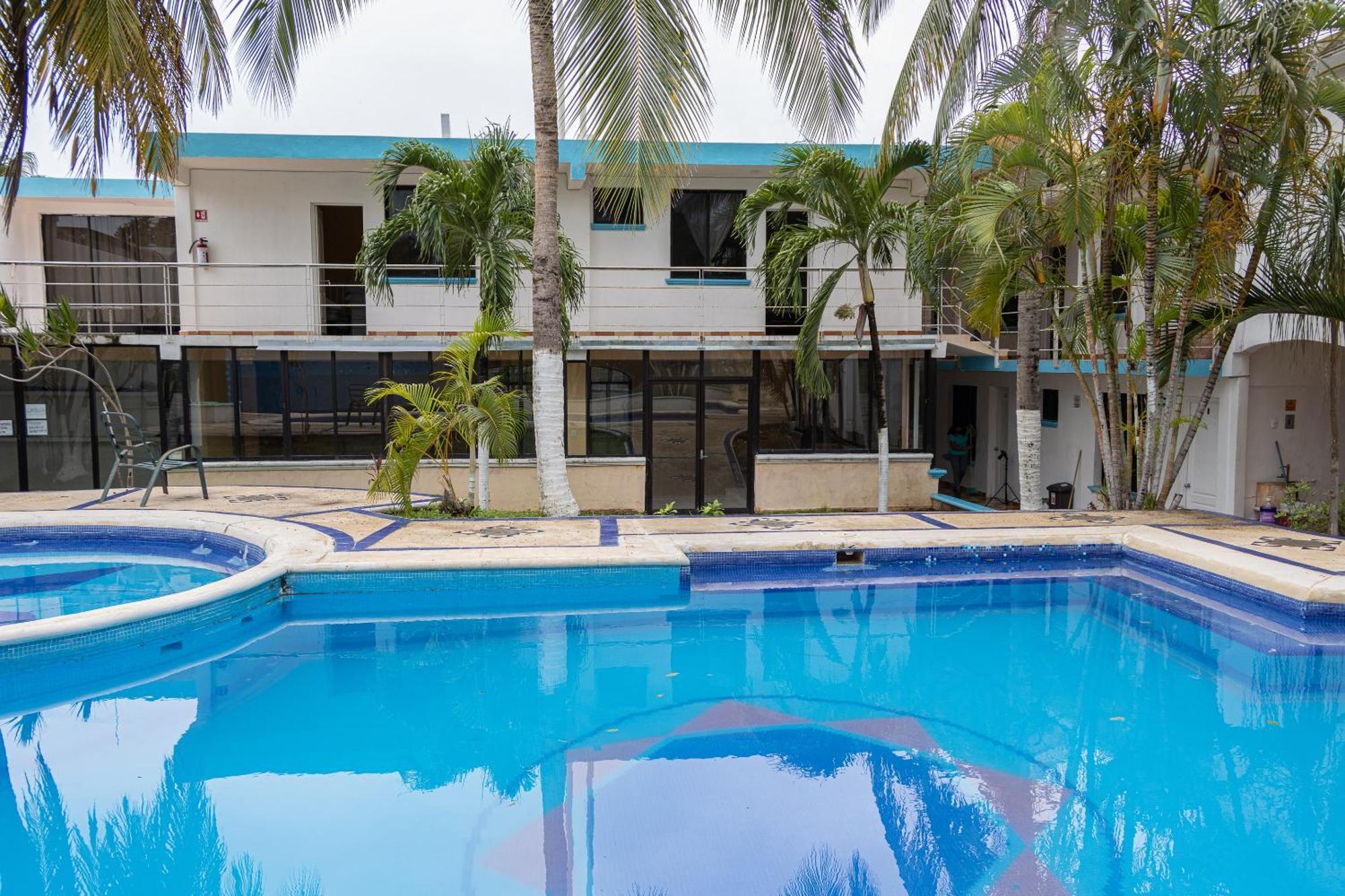 Oyo Hotel Marias,Aeropuerto Internacional De Четумаль Экстерьер фото